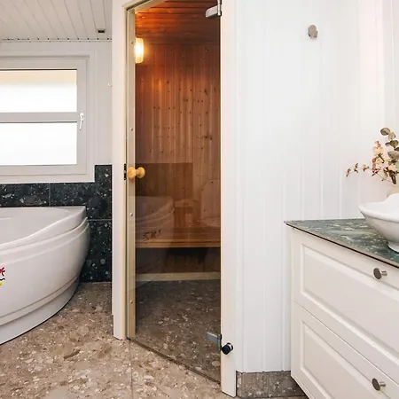 Renovated House - By Traum