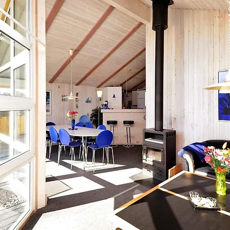 Renovated House - By Traum Feriehus